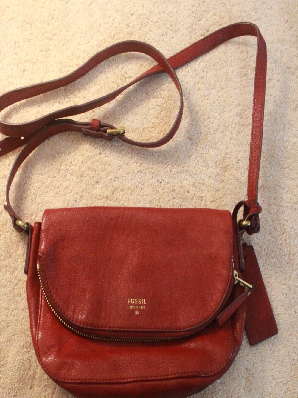 Title: Fossil Red Leather Flap Crossbody Bag